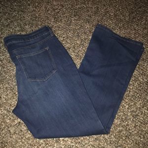New
Sonoma Bootcut Mid Rise Size 18 Jeans